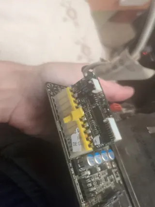 Placa Base Mini ITX ASRock + 4GB RAM + WiFi quad