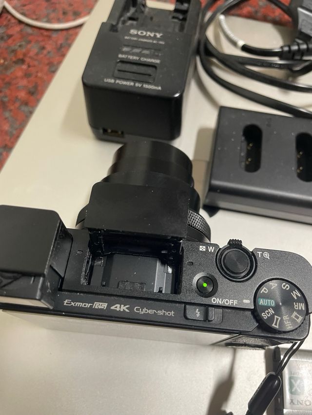 Cámara Sony RX100 VII M7