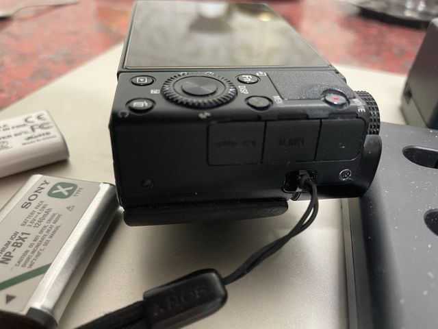 Cámara Sony RX100 VII M7