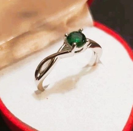 Anello Argento 925 Solitario Smeraldino