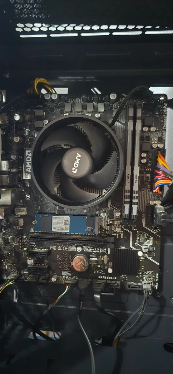 Ordenador Gaming Negro/Morado