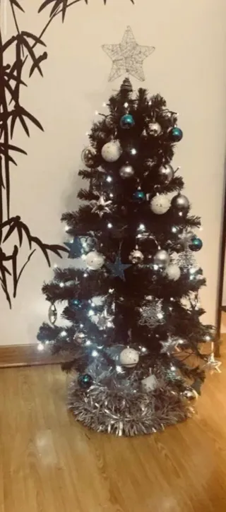 Árbol de Navidad pequeño con adornos 1,10cm altura