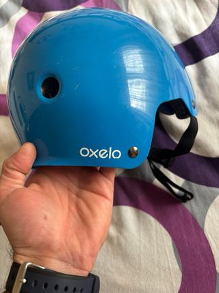 Casco bici Decathlon azul, muy buen estado