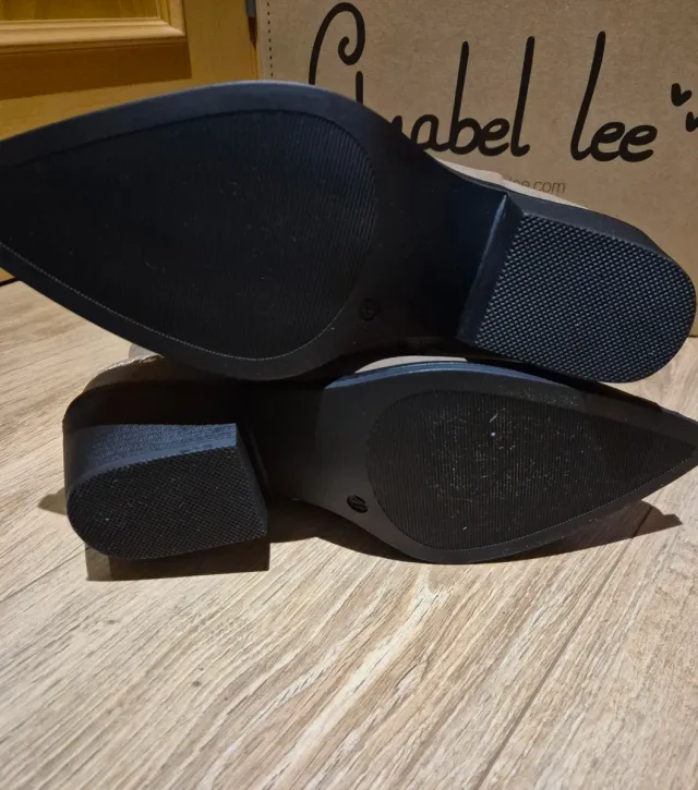 Botas Anabel Lee Talla 41 Beige con Bordados