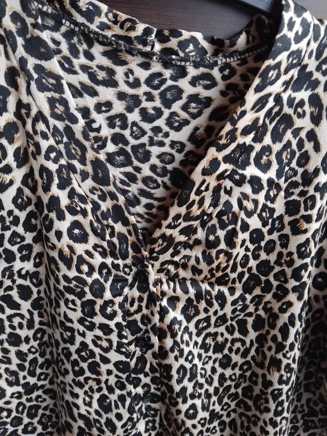 Blusa manga larga estampado animal print