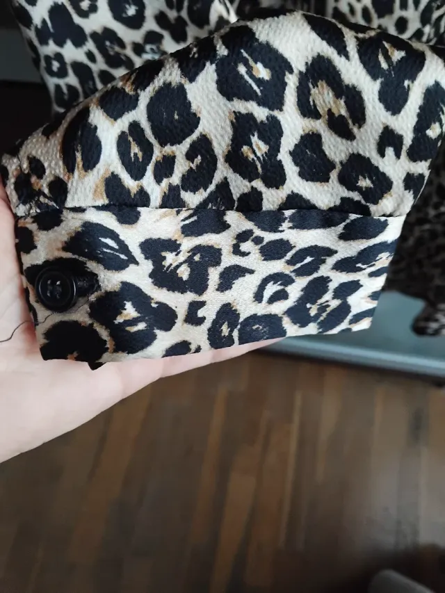 Blusa manga larga estampado animal print