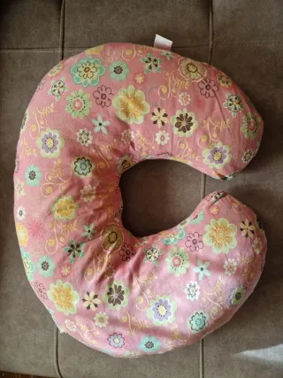 Cojín de lactancia Boppy floral