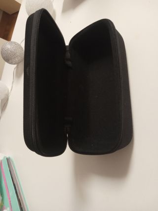 Funda para gafas Uvex negra