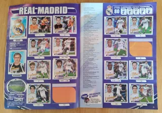 Álbum cromos Liga BBVA 2010-2011 al 75%