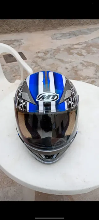 Casco de moto MT HELMET