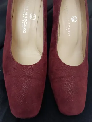 Zapatos de tacón Jaime Mascaró burdeos con brillo