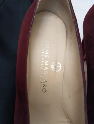 Zapatos de tacón Jaime Mascaró burdeos con brillo