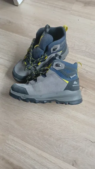 Botas de montaña Quechua niño/niña Talla 35