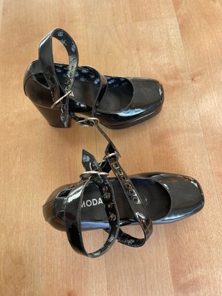 Zapatos de plataforma negros talla 5