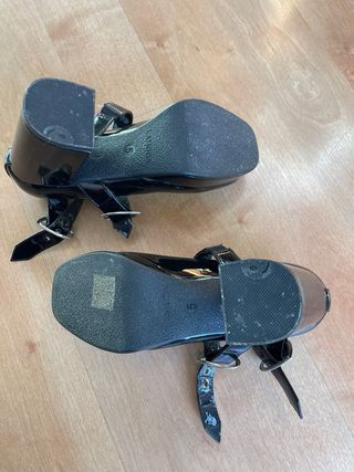 Zapatos de plataforma negros talla 5