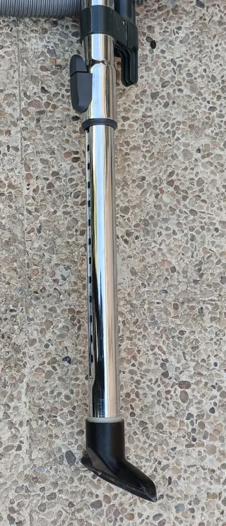 Aspiradora Fagor con accesorios