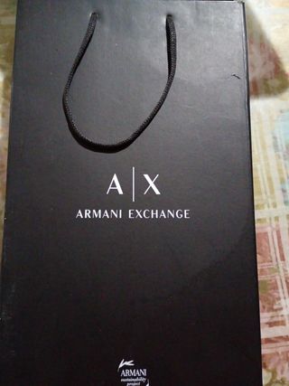 Zapatillas Armani Exchange Azul y Rojo.