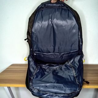 Mochila de senderismo 60L – Impermeable y nueva