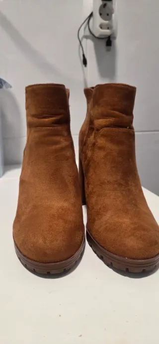 Botas antelina color cuero