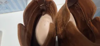 Botas antelina color cuero