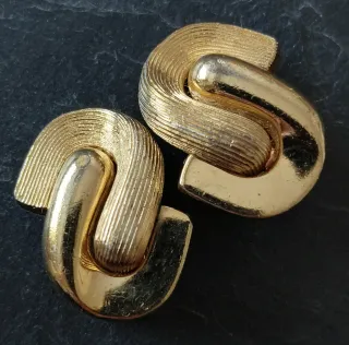 Pendientes Clip Henkel Grossé Chapados en oro