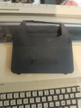 Macchina da scrivere Olympia Compact S