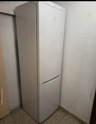 Nevera Indesit Blanca No Frost