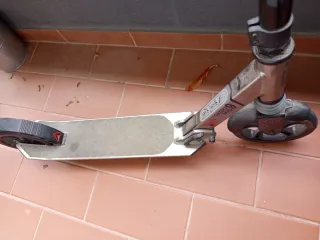 Patinete Oxelo MID 9 practicmente Nuevo Con Caja