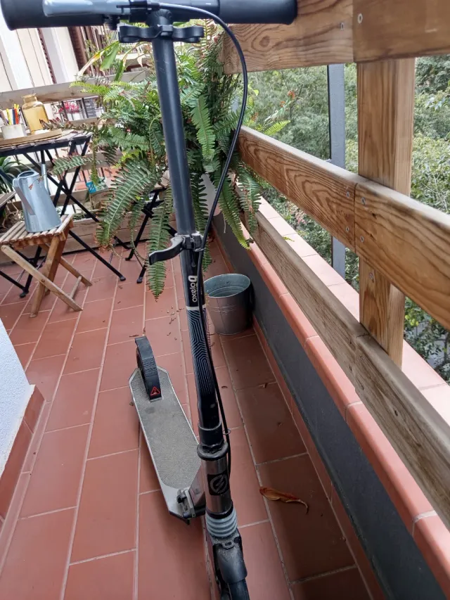 Patinete Oxelo MID 9 practicmente Nuevo Con Caja