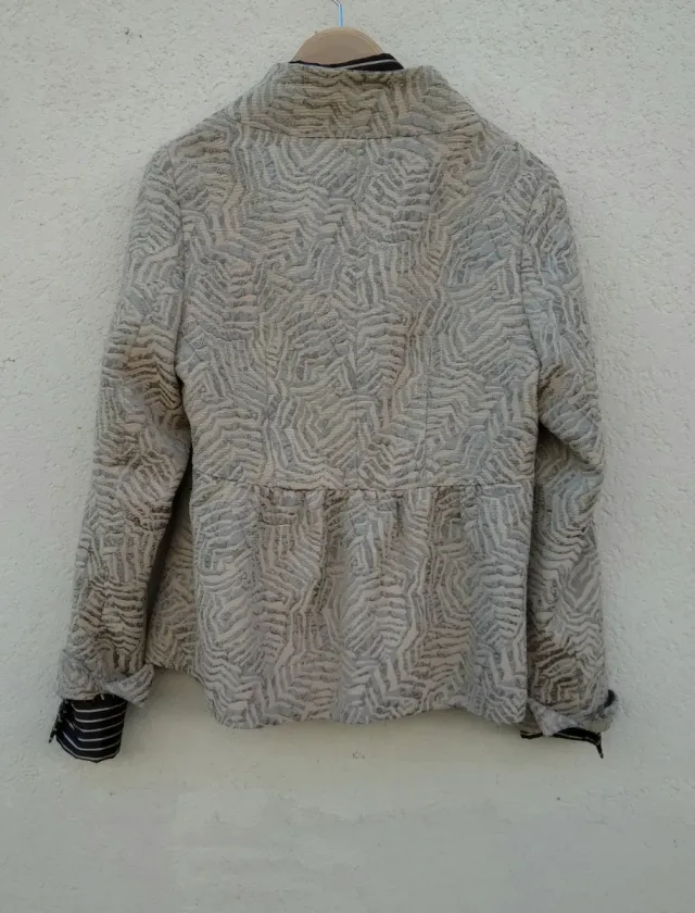 Chaqueta Brocada Mujer Beige/Gris