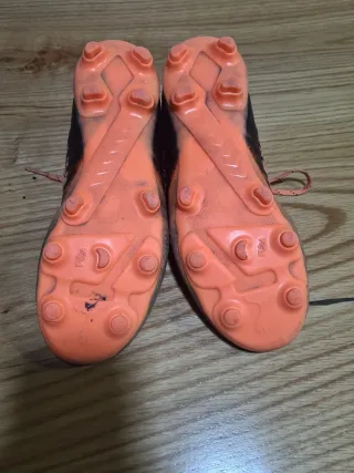 Botas de fútbol Puma Future Naranja/Negro