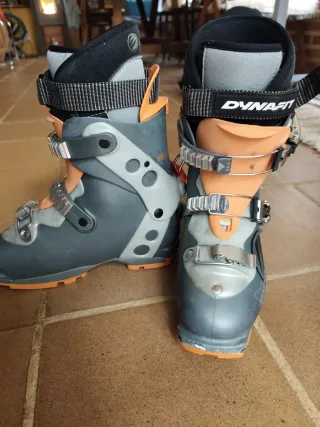 EQUIPO ESQUI TRAVESÍA Dynafit. IMPECABLE completo