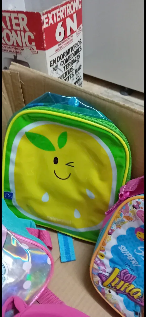 Set di zaini per bambini con design divertenti