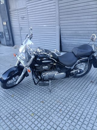 Suzuki Intruder 800