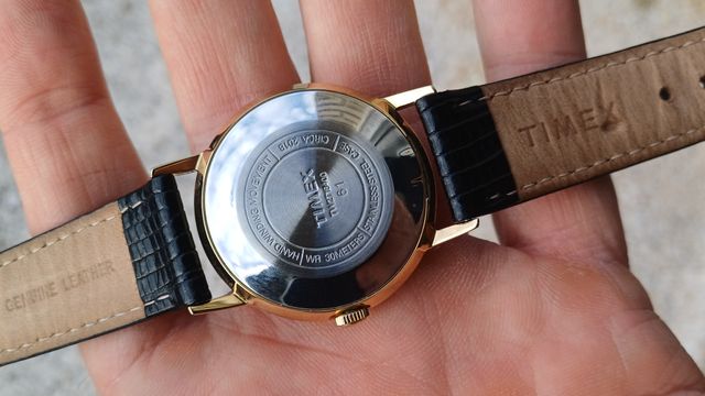 Reloj Timex Marlin Dorado