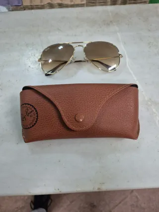 Gafas de sol Ray-Ban Aviator doradas