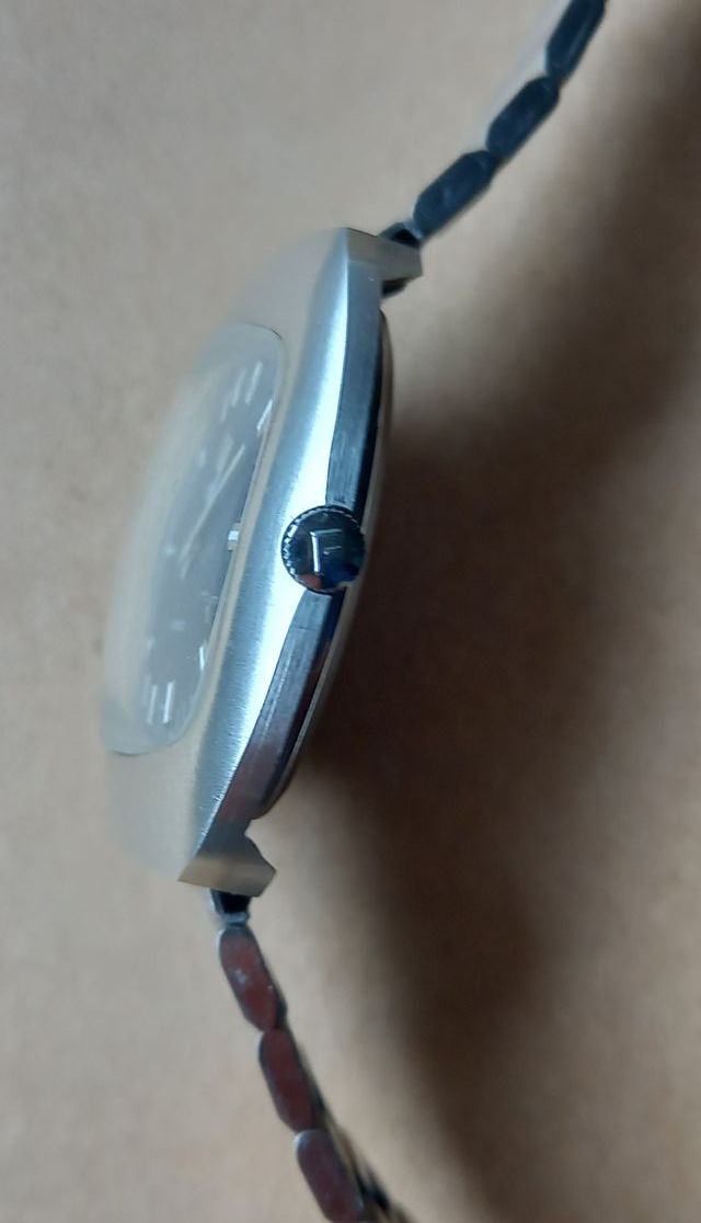 Reloj Festina Vintage Incabloc Negro