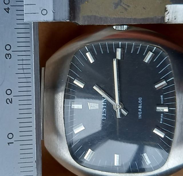 Reloj Festina Vintage Incabloc Negro