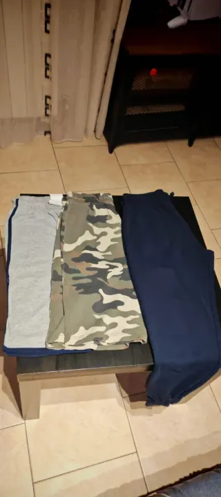 Pantaloni e pantaloncini sportivi bambino