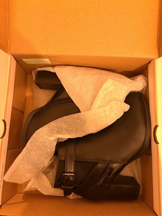 Botines negros tacón con hebilla