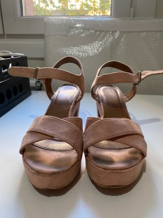 Sandalias tacón nude talla 40