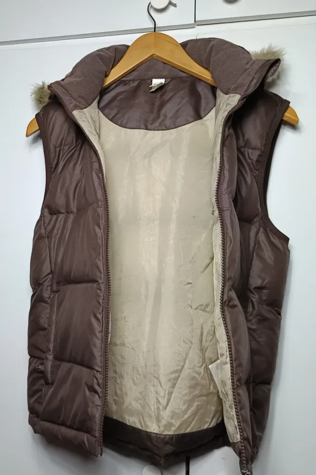 Chaleco Quechua Marrón con Capucha