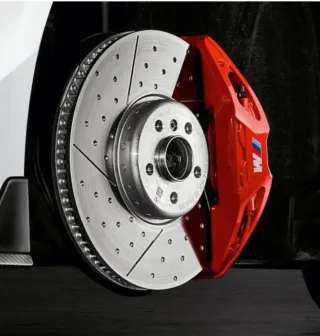 BMW SE FRENA SOLO, SOLUCION