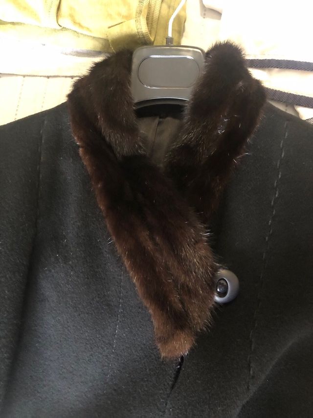 Abrigo largo negro talla 46.