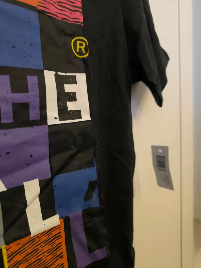 Camiseta Vans Negra Off The Wall Niño, talla L