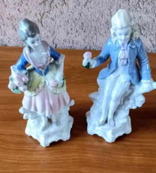 Coppie statuette Wagner&Apel GDR.Altezza18cm