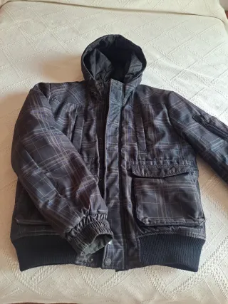 Anorak Jack & Jones gris capucha Talla L