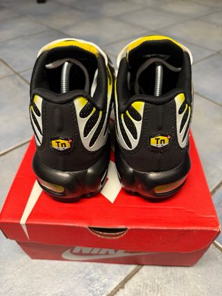 Nike Tn Air Max Plus Nero Giallo
