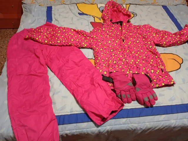 Traje de nieve rosa y amarillo