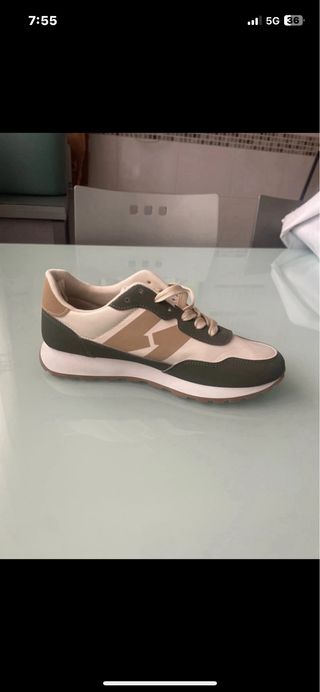 Zapatilla Casual Verde y Blanca